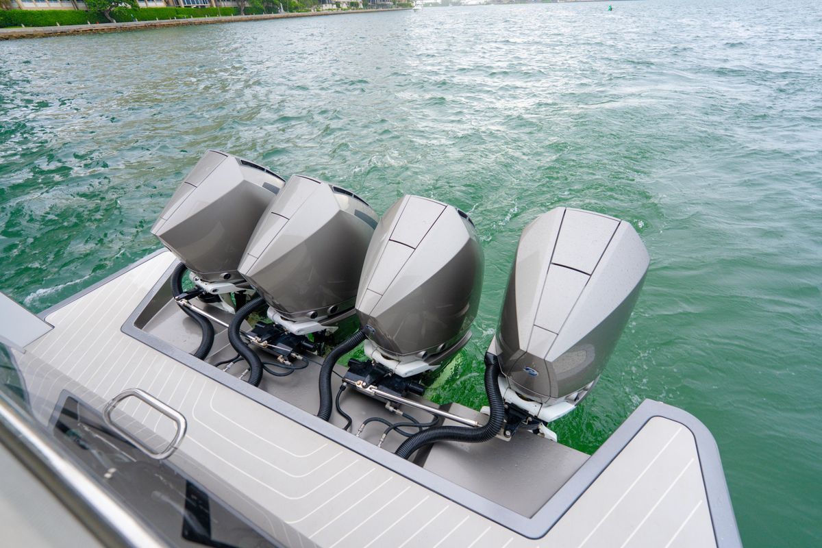 2021 Azimut 47 