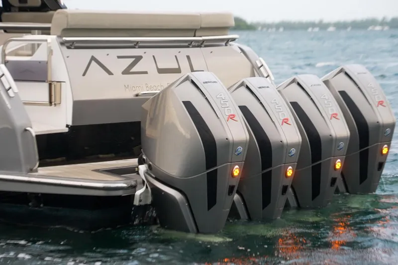 Azul Yacht Photos Pics Azimut Verve 47 (2021) with multiple Mercury 450R outboard engines on water.