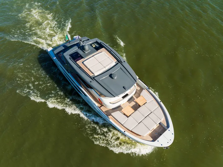 Bgx60 Yacht Photos Pics 