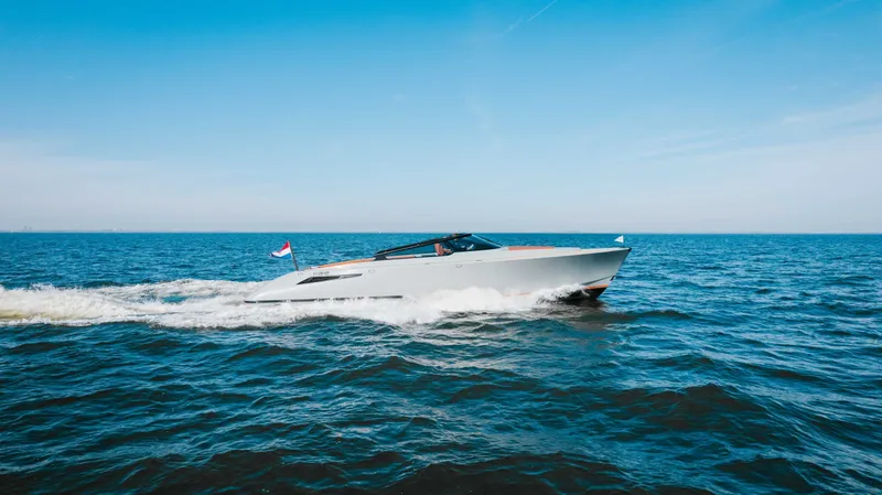 55 Yacht Photos Pics 