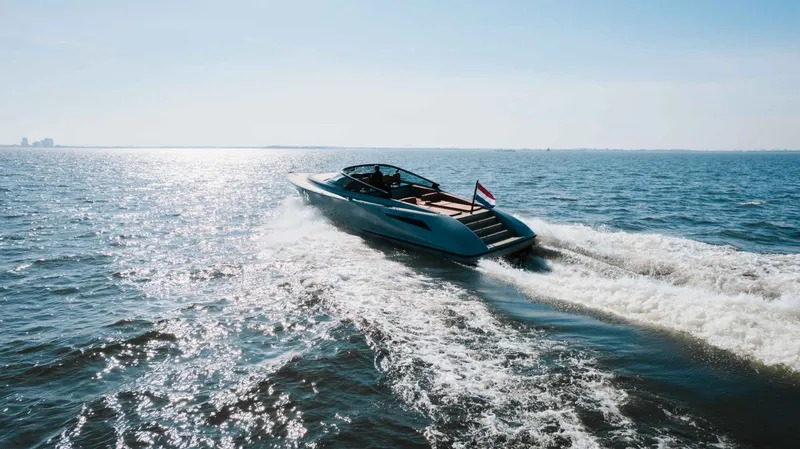 55 Yacht Photos Pics 