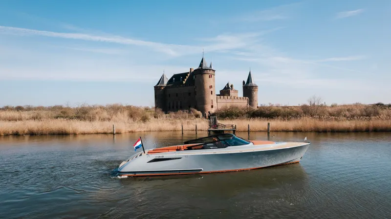 55 Yacht Photos Pics 