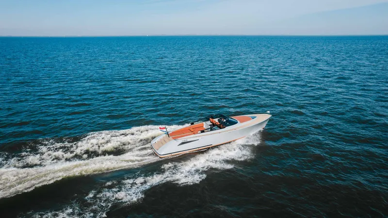 55 Yacht Photos Pics 