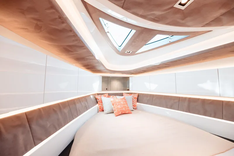 55 Yacht Photos Pics 