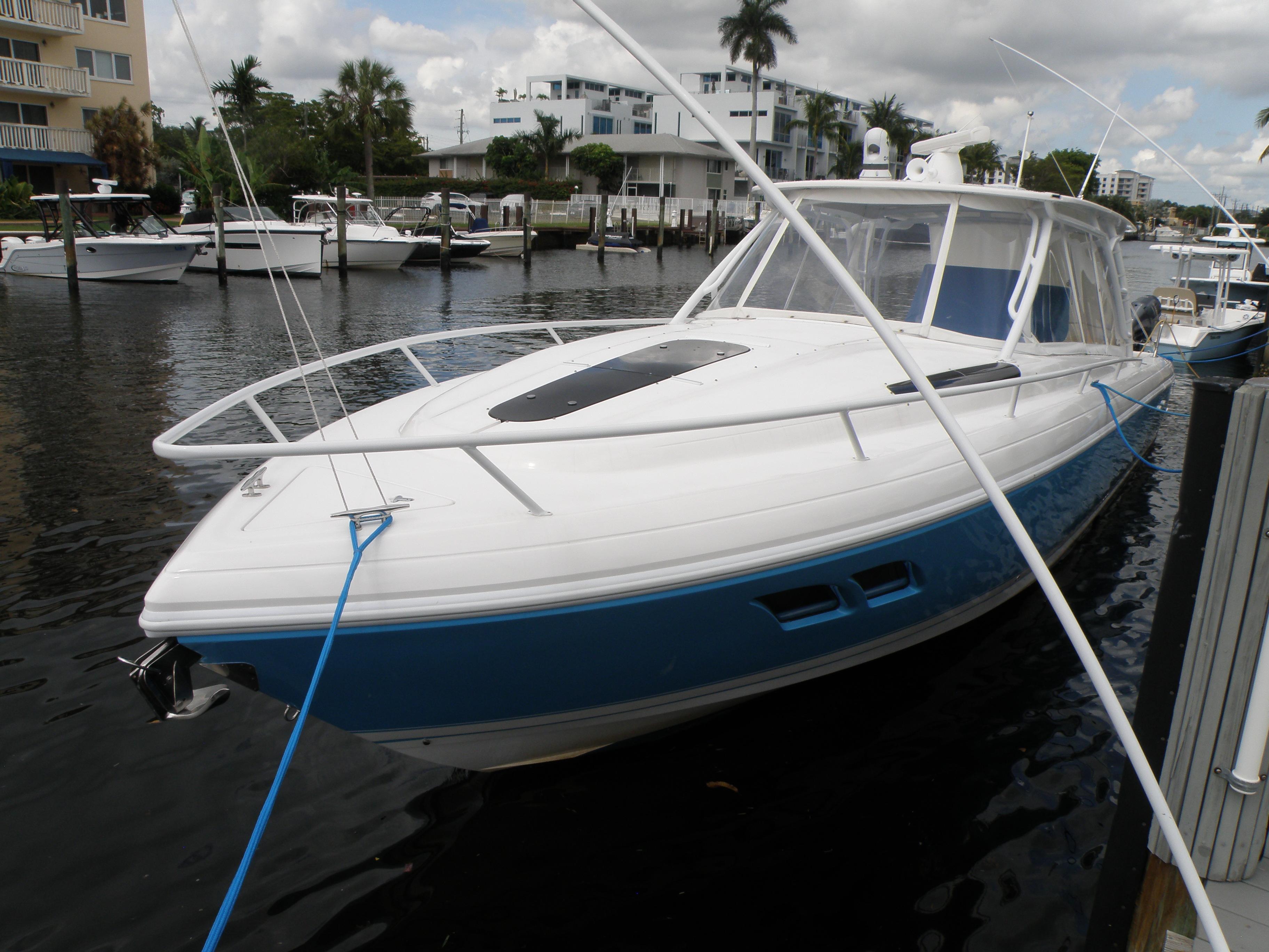 2014 Intrepid 40' Cuddy Center Console for sale - YachtWorld