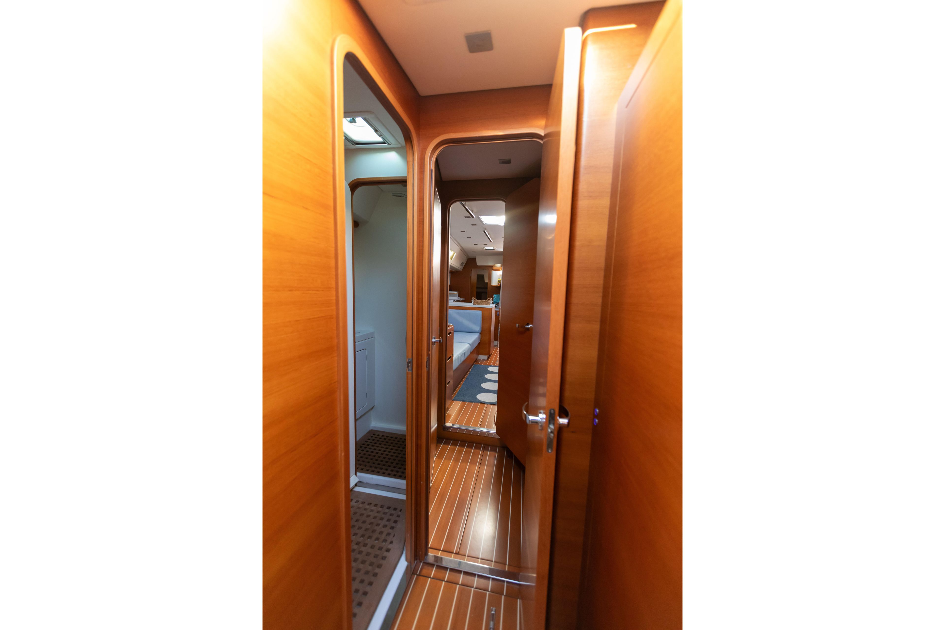 2014 Italia Yachts 54 