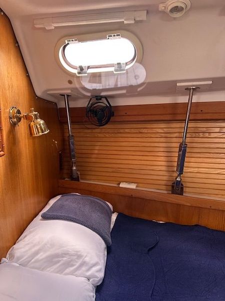 2000 Catalina 470