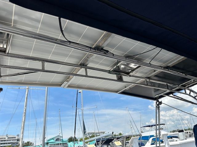 2000 Catalina 470