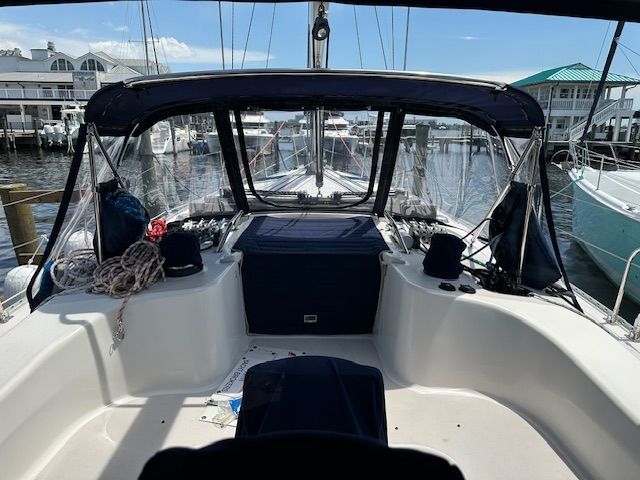 2000 Catalina 470