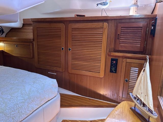 2000 Catalina 470