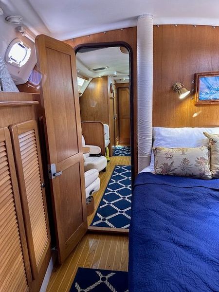 2000 Catalina 470