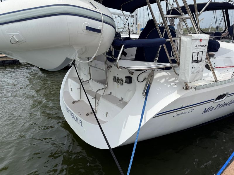 2000 Catalina 470