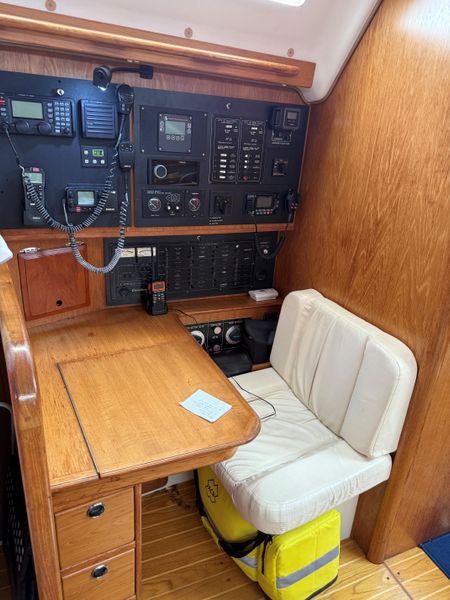 2000 Catalina 470