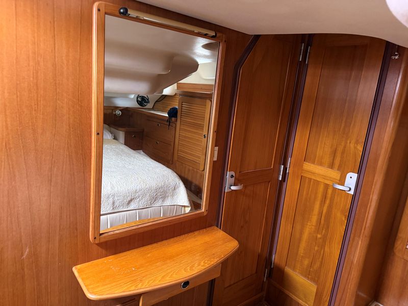 2000 Catalina 470