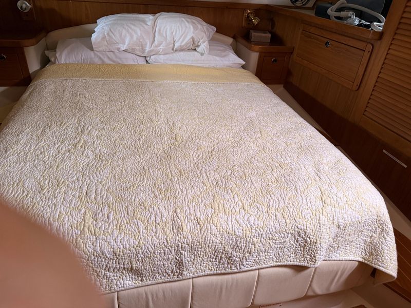 2000 Catalina 470