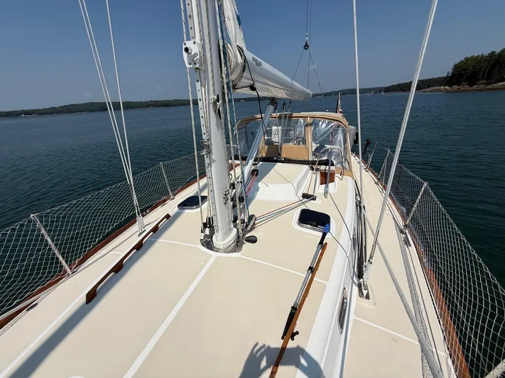 Dawn Treader Yacht Photos Pics Sailboat deck view of 2005 Tartan 3700 Keel/Centerboard on calm water.
