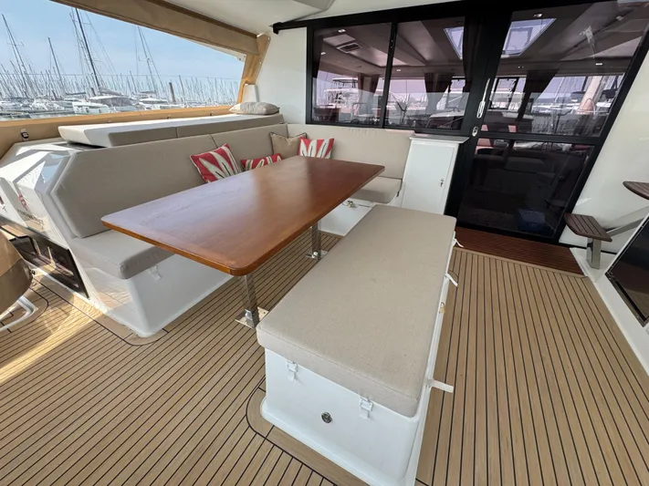 Mezzo Yacht Photos Pics 