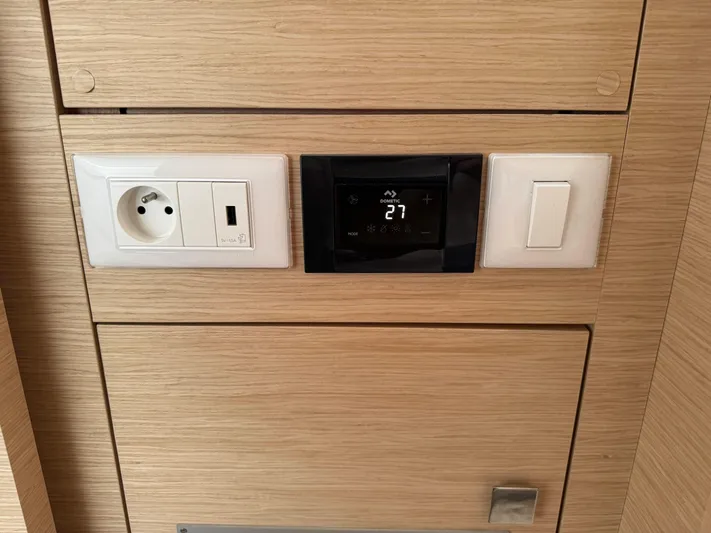 Mezzo Yacht Photos Pics 