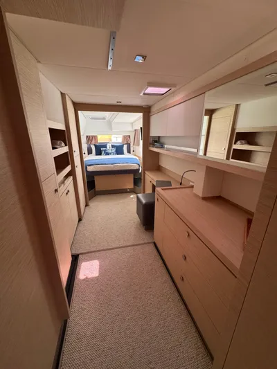 Mezzo Yacht Photos Pics 