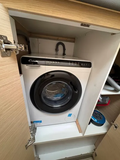 Mezzo Yacht Photos Pics 