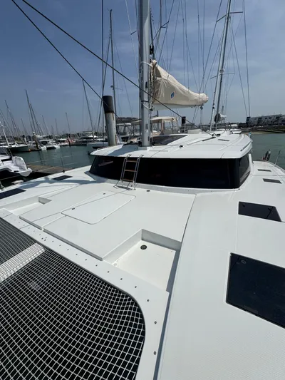 Mezzo Yacht Photos Pics 