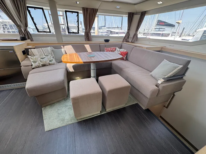 Mezzo Yacht Photos Pics 