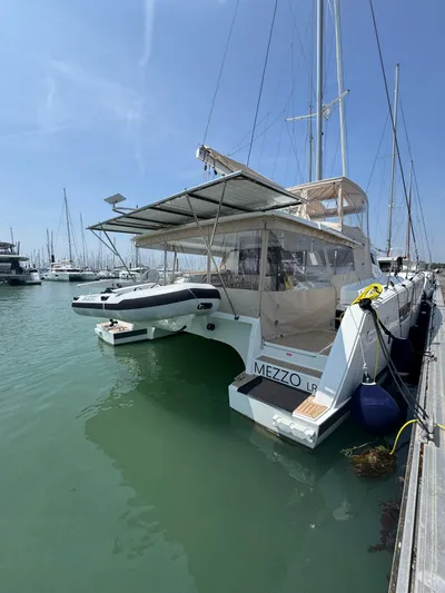 Mezzo Yacht Photos Pics 