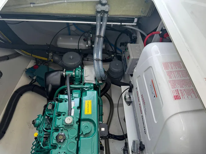 Mezzo Yacht Photos Pics 