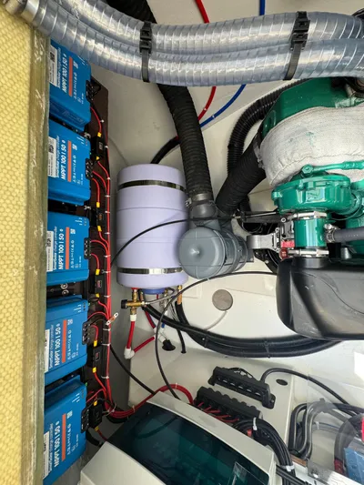 Mezzo Yacht Photos Pics 