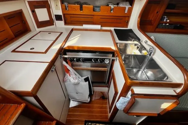 Destiny Yacht Photos Pics 