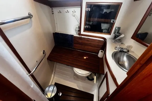 Destiny Yacht Photos Pics 