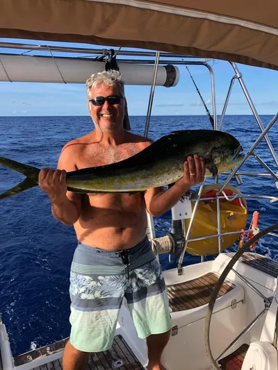 4 Estrellas Yacht Photos Pics Owner living the dream and holding his latest catch.