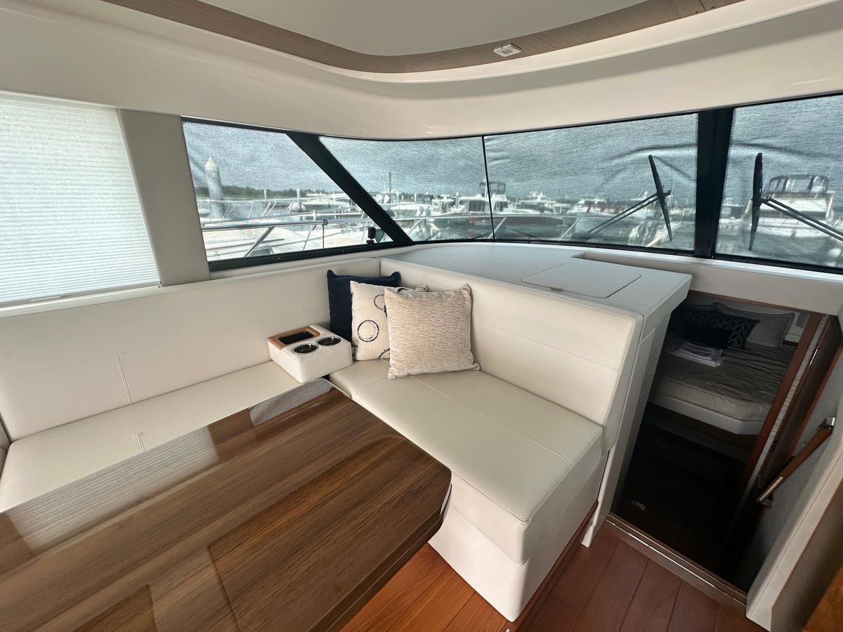 2021 Tiara Yachts 44 
