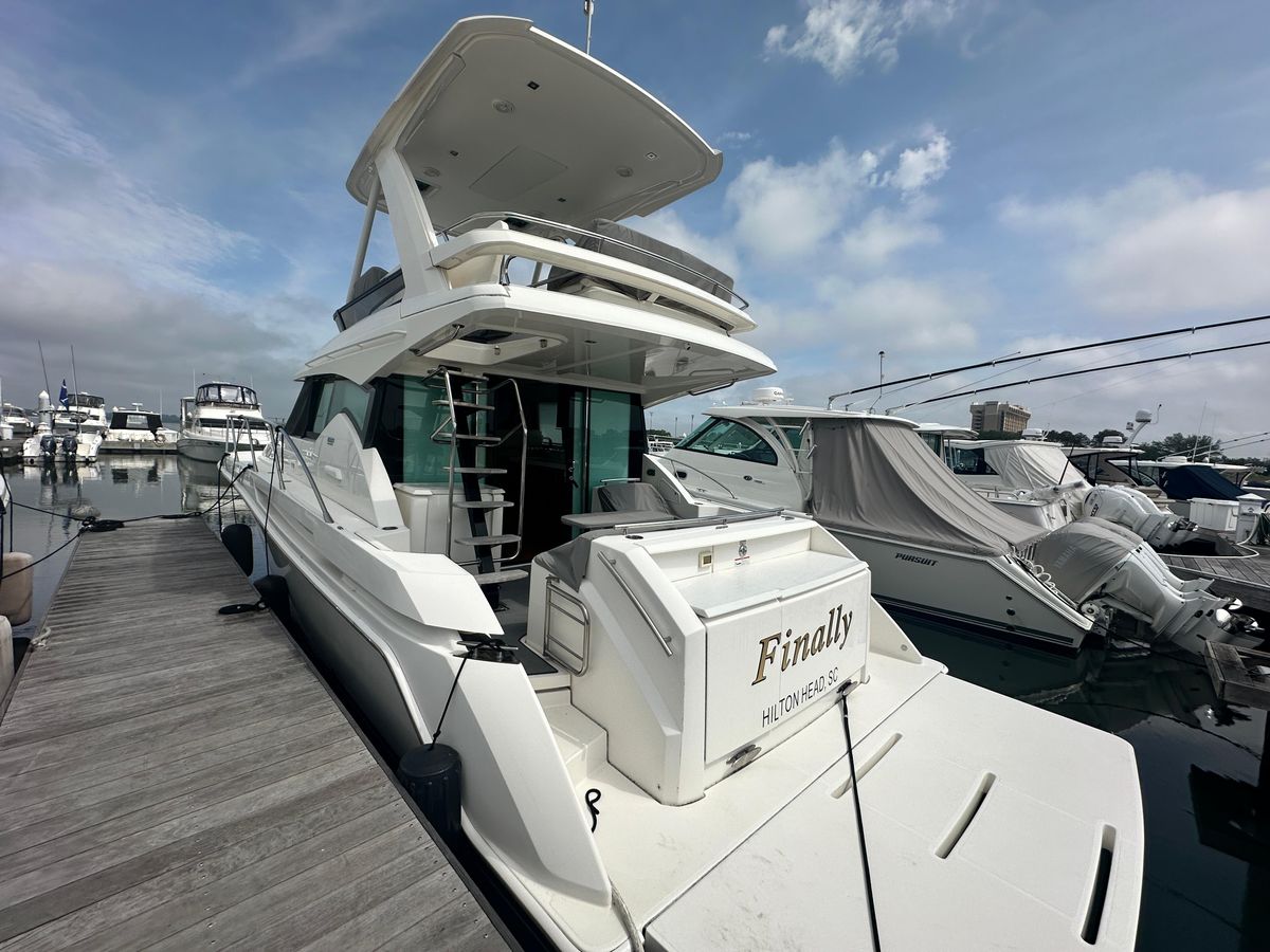 2021 Tiara Yachts 44 