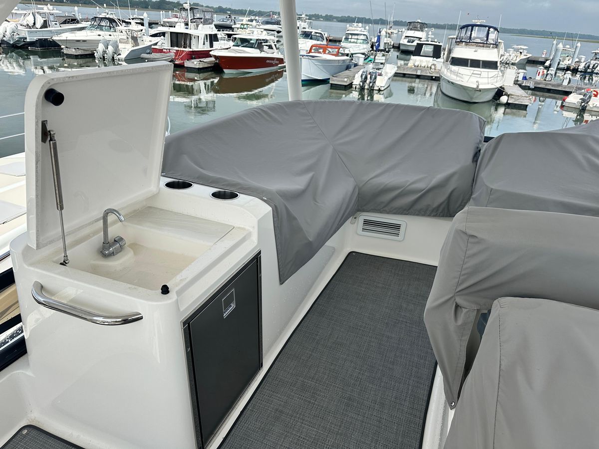 2021 Tiara Yachts 44 