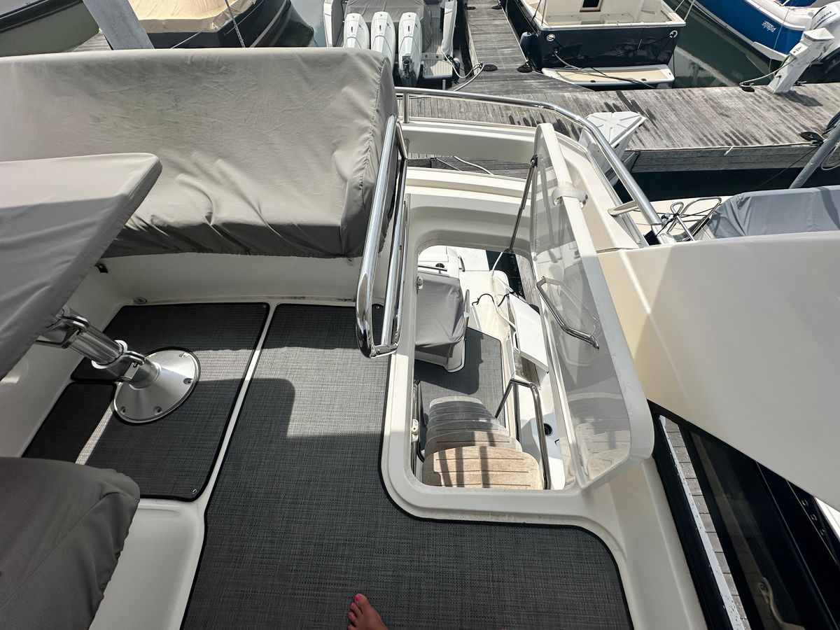 2021 Tiara Yachts 44 