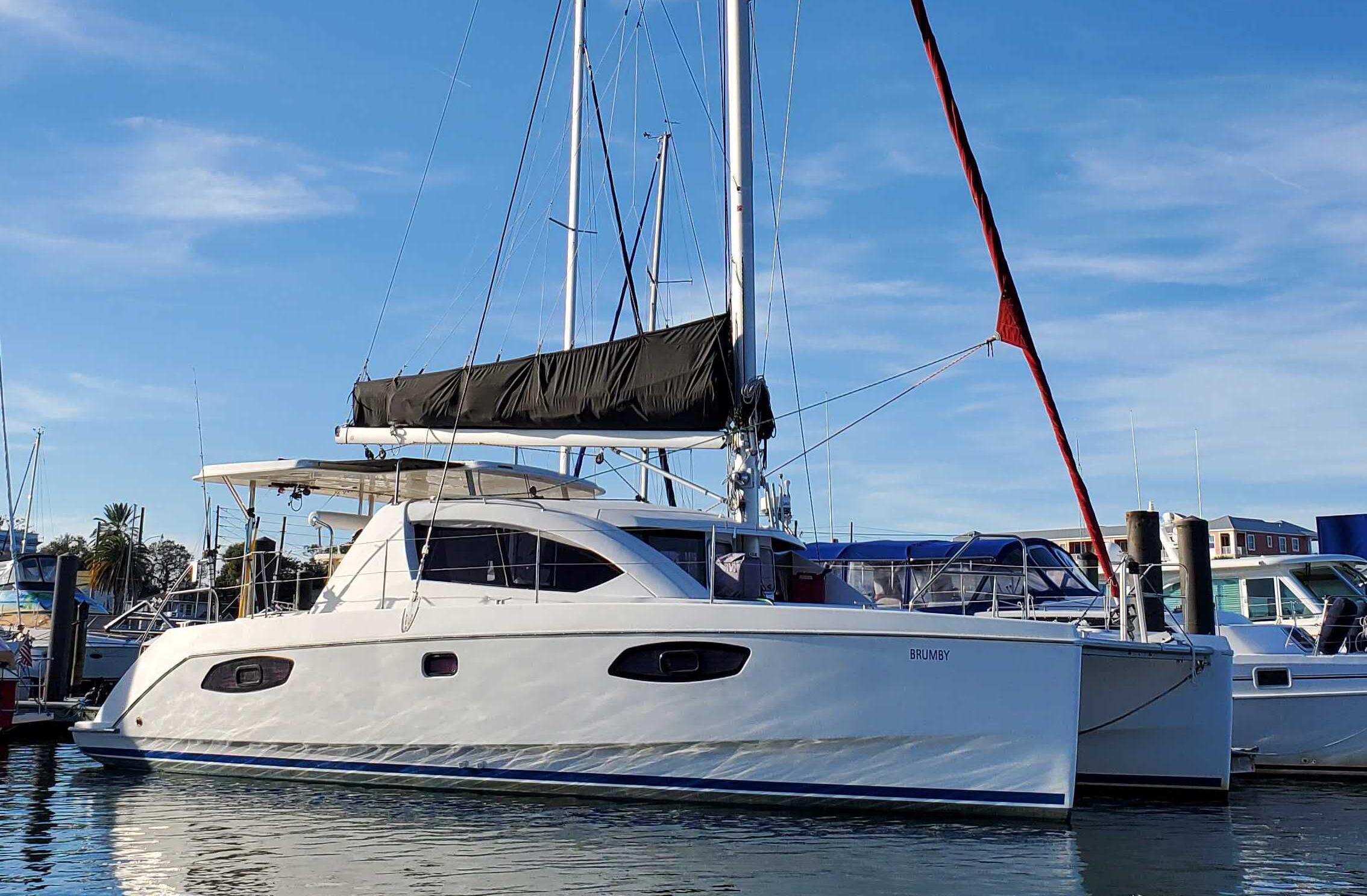 2010-leopard-38-multi-hull-for-sale-yachtworld