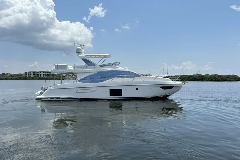 Kara Mia II Yacht Photos Pics 2019 Azimut 55 - Profile Starboard