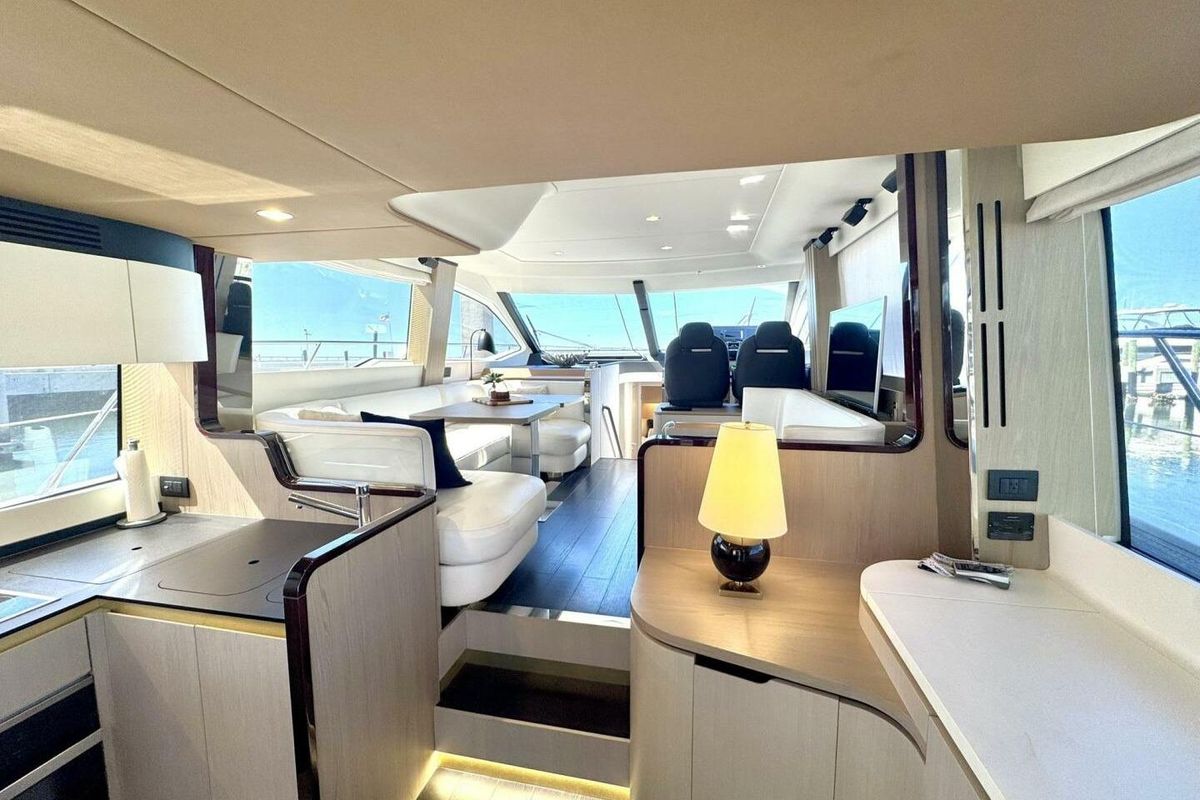 2019 Azimut 55 