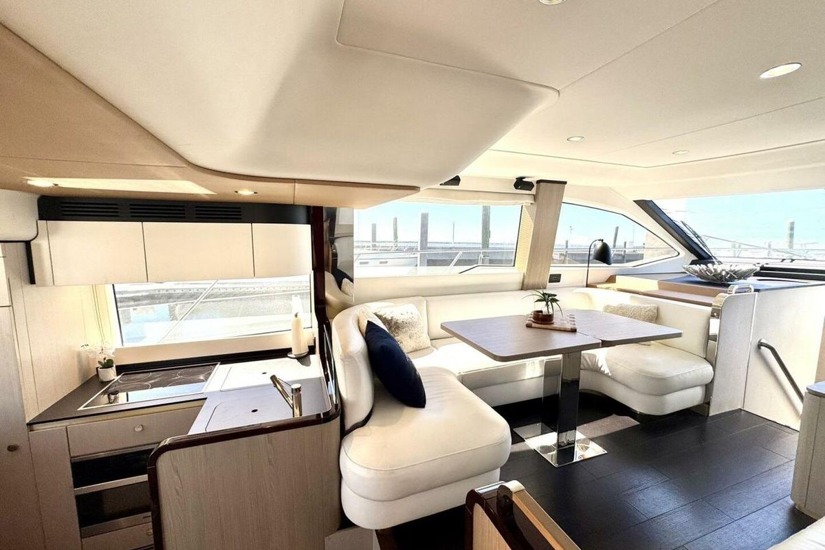 2019 Azimut 55 