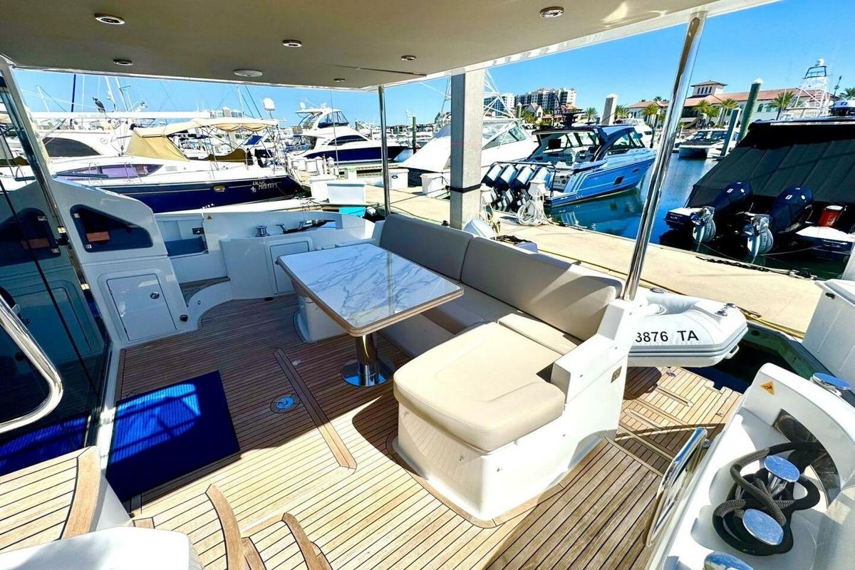 2019 Azimut 55 