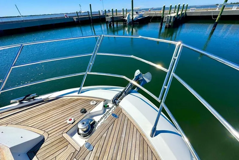 Kara Mia II Yacht Photos Pics 2019 Azimut 55 - Windlass