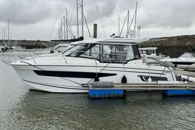 2020 Jeanneau Merry Fisher 895