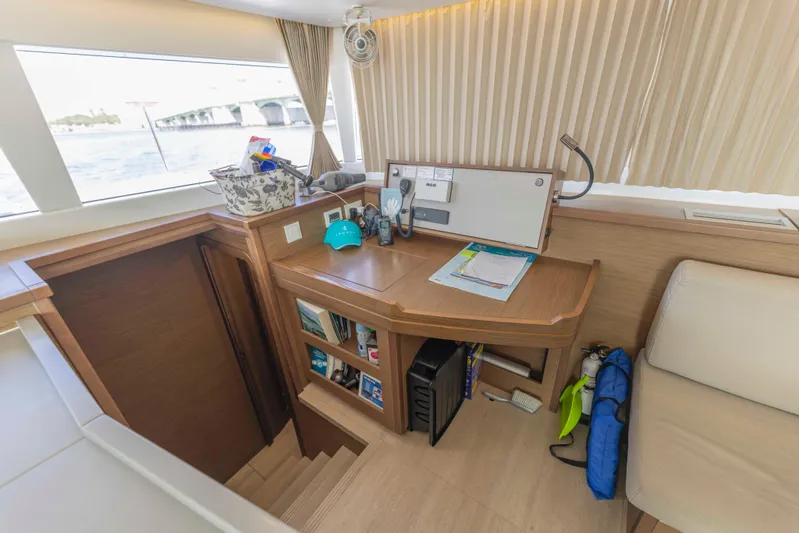 Second Star Yacht Photos Pics Navigation Table