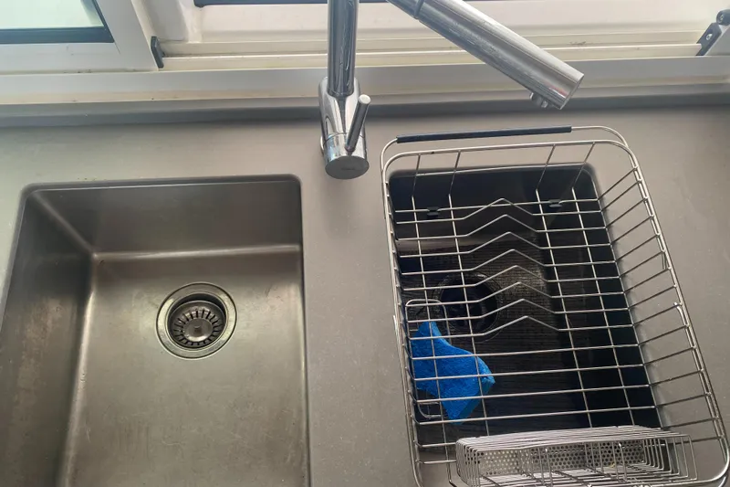 Second Star Yacht Photos Pics Sink