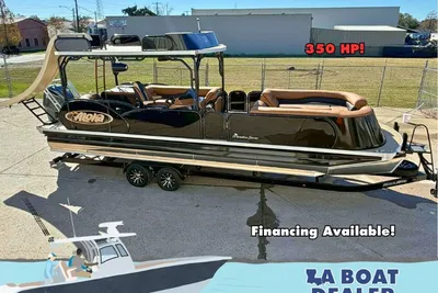 Aloha Paradise 300 Sundeck