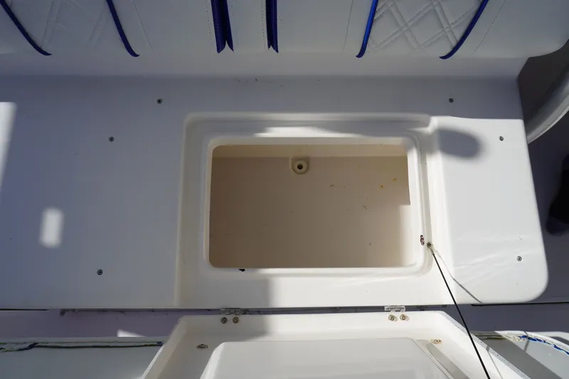 Knot Letting Go Yacht Photos Pics 