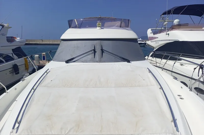 Lt Yacht Photos Pics 2016 Prestige 550 yacht docked at marina under clear blue sky.