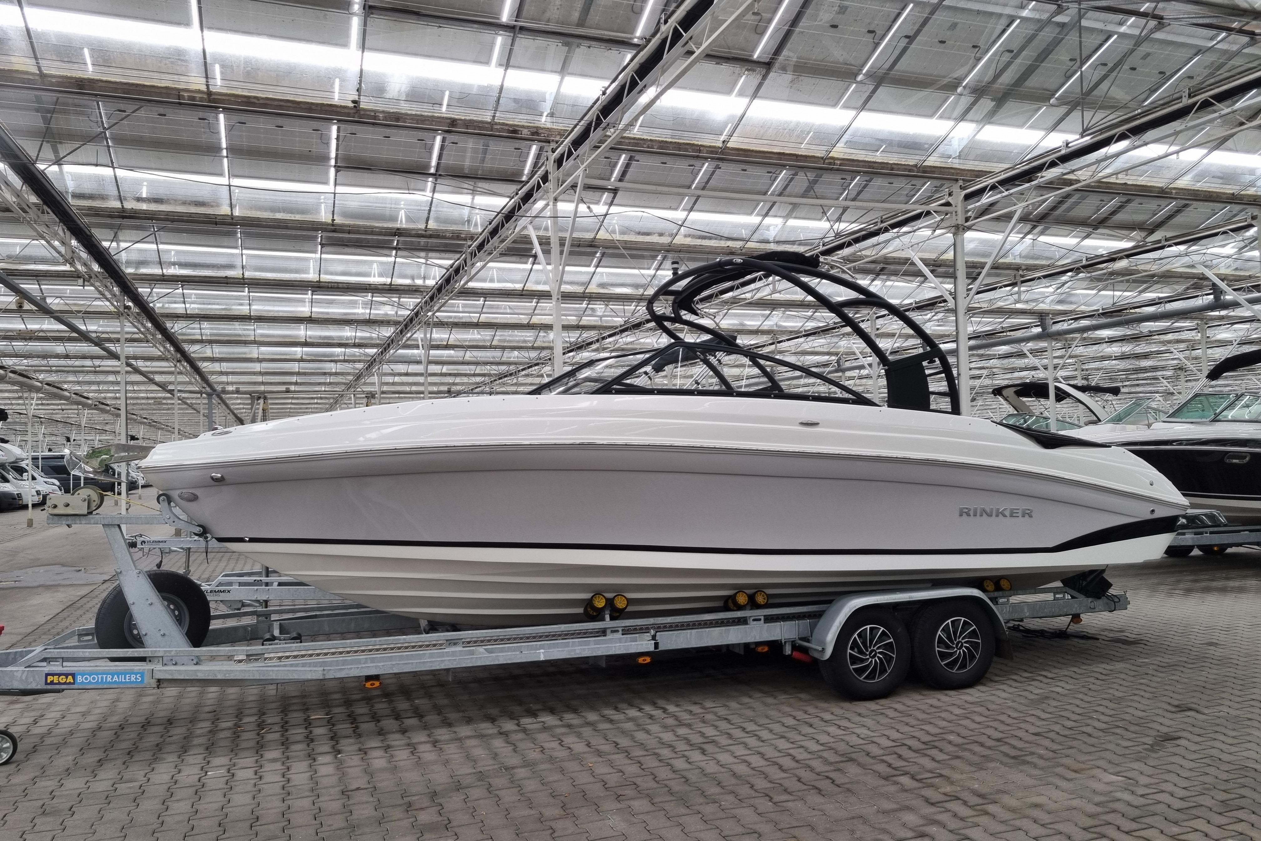 2019 Rinker Q7 BR