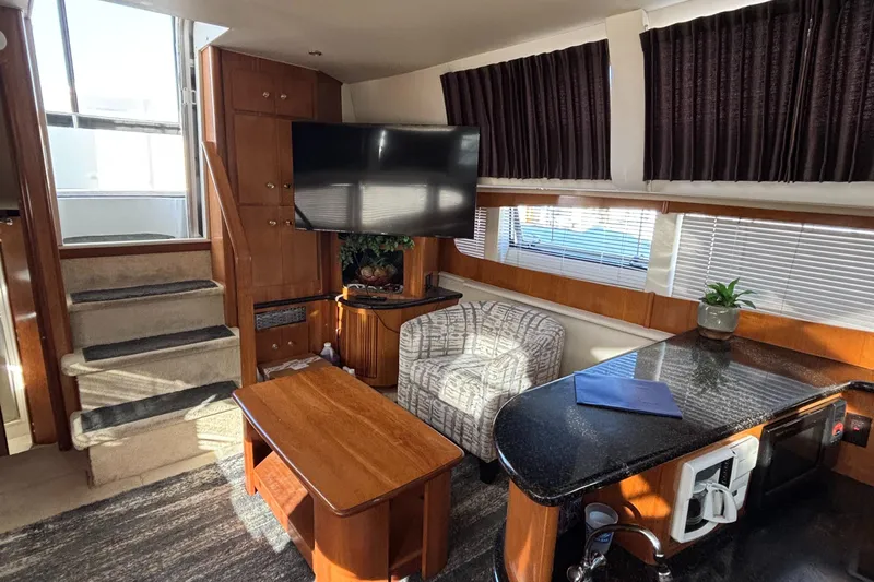 Busy Living Yacht Photos Pics 